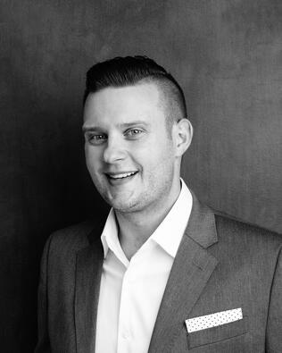 Headshot of The Lueken Group