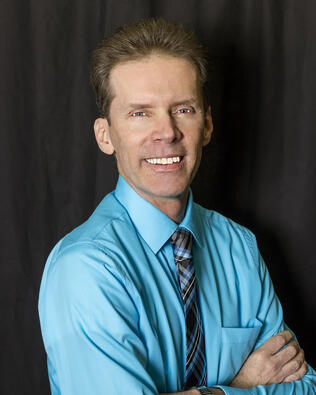 Headshot of Frank Casper