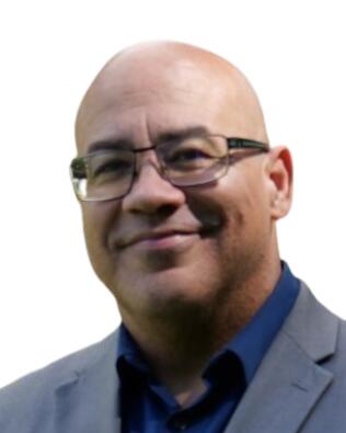 Headshot of Raymond Castro