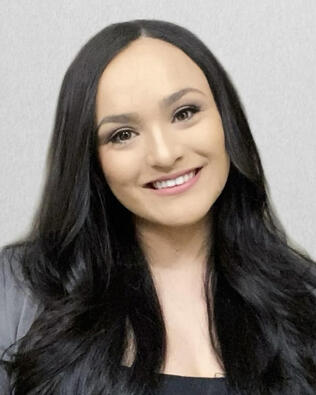 Headshot of Amanda Rodriguez