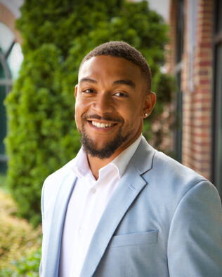 Headshot of Jamiil White