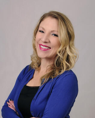 Headshot of Tania Gross