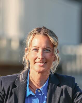 Headshot of Amy Woodring