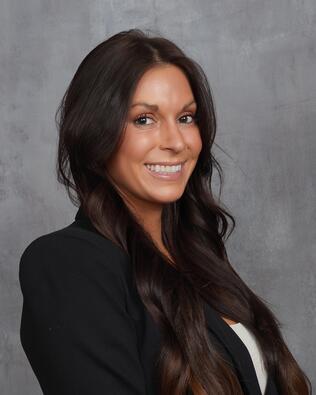 Headshot of Alexandra Tavik