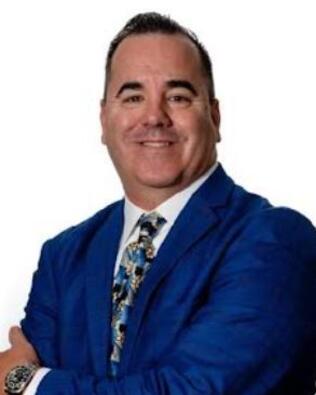 Headshot of Brett McCauley