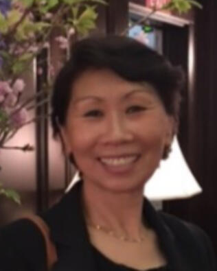 Headshot of Lijuan Zhang