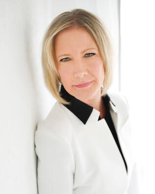 Headshot of Vickie Kelsall