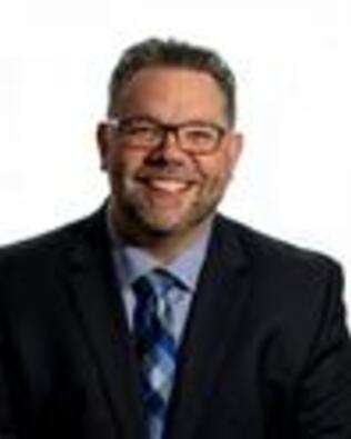 Headshot of Edward Sertage