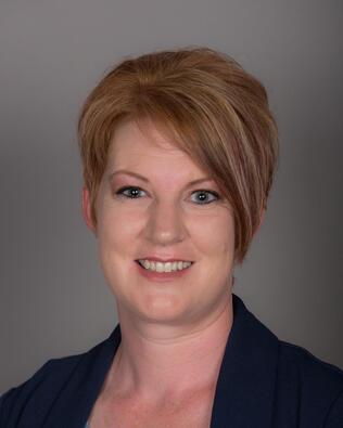 Headshot of Kara Moyer