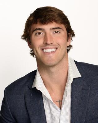 Headshot of Aaron McLaughlin