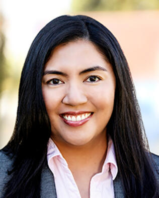 Headshot of Anna Jacks