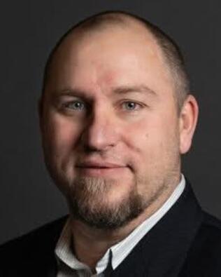 Headshot of Robert Bulmer