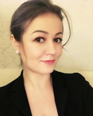 Headshot of Uliana Kozar