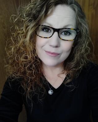 Headshot of Sandi Money
