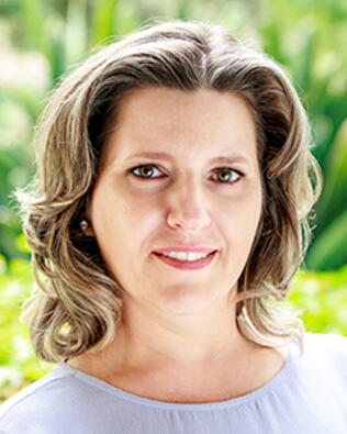 Headshot of Natalia Baumgartner