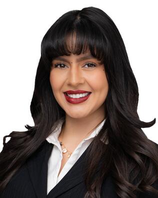 Headshot of Yaritza Hernandez