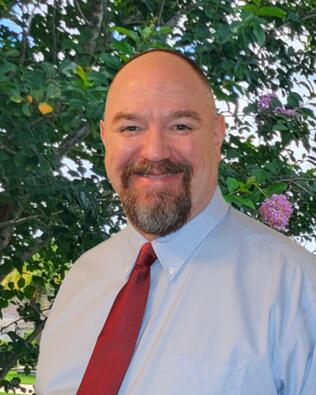 Headshot of Billy Hunt