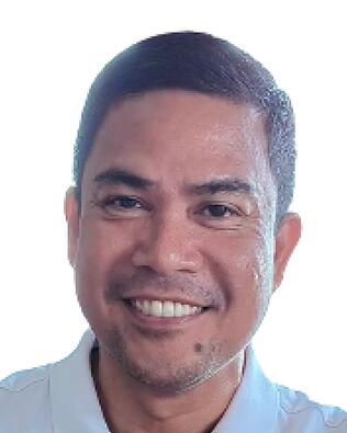 Headshot of Jorge Sombillo