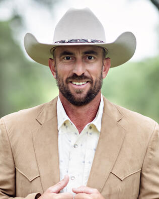 Headshot of Heath Haverland