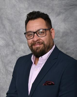 Headshot of Sergio Hernandez