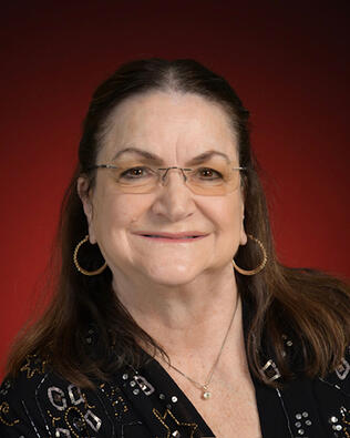 Headshot of Sandy Sallettes