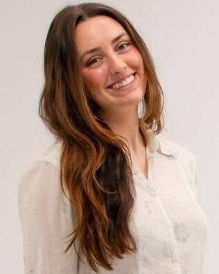 Headshot of Grace Hunt