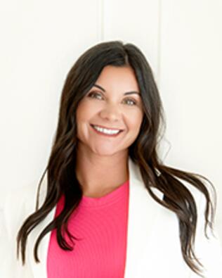 Headshot of Jil'anna Hernandez