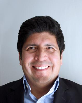 Headshot of Felipe Romero
