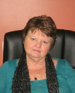 Headshot of Suzanne Fahien
