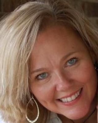 Headshot of Team Roberts and Company, Inc.