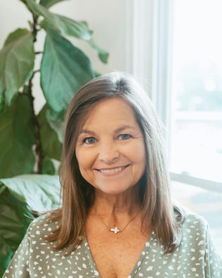 Headshot of Carol Poteat Worshum