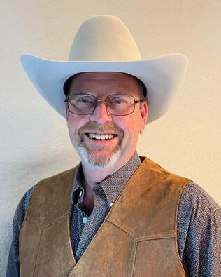 Headshot of Bobby Middleton