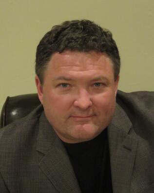 Headshot of Ron Edgerley