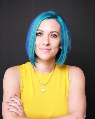 Headshot of Kelle Zehner