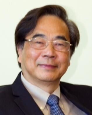 Headshot of Long Zhang