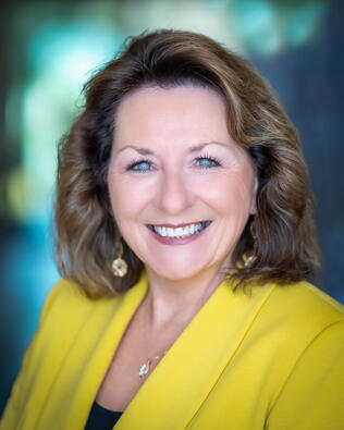 Headshot of Donna Gannon