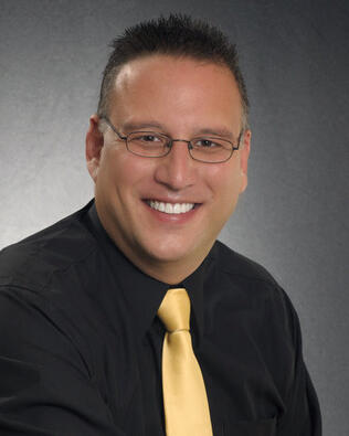 Headshot of Steven Stylianos