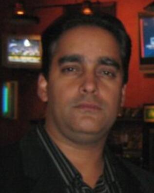 Headshot of Guillermo Ginorio