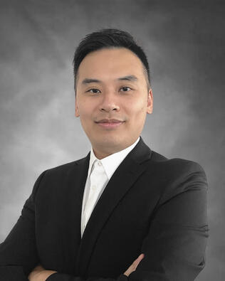 Headshot of Yunjie Li