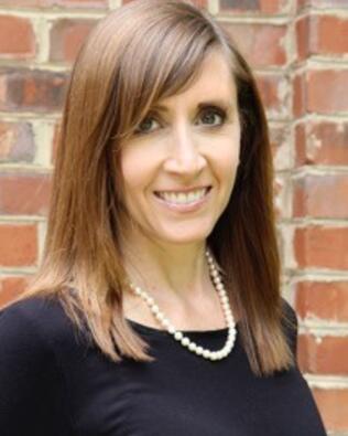 Headshot of Amy Clagett