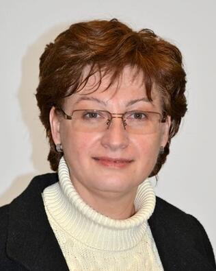 Headshot of Beata Kowalczykowska
