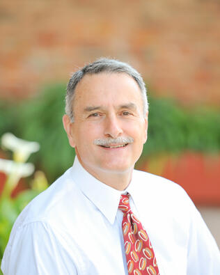 Headshot of Peter D Sheets
