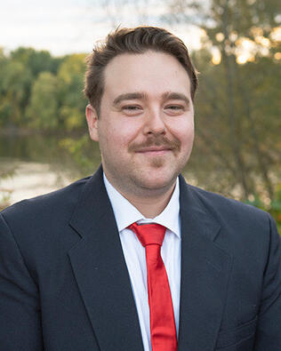 Headshot of Stephen Kizilcan