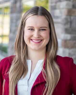 Headshot of Kelsey Jones