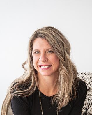 Headshot of Valerie Edwards-Perry