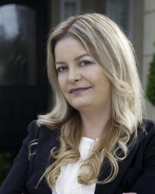 Headshot of Gladys Aguilera