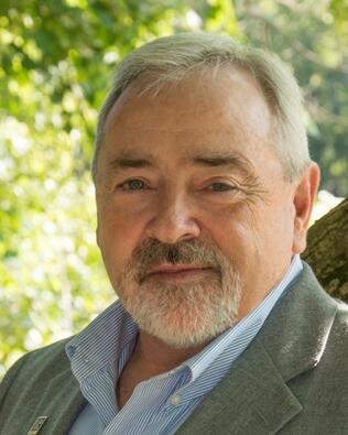 Headshot of Rick Kanupp
