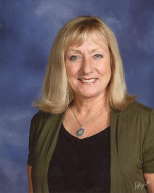Headshot of Lori Strusis