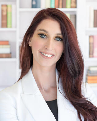 Headshot of Heather Ovitt