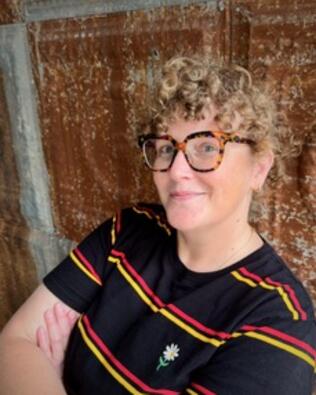 Headshot of Kate Phillips
